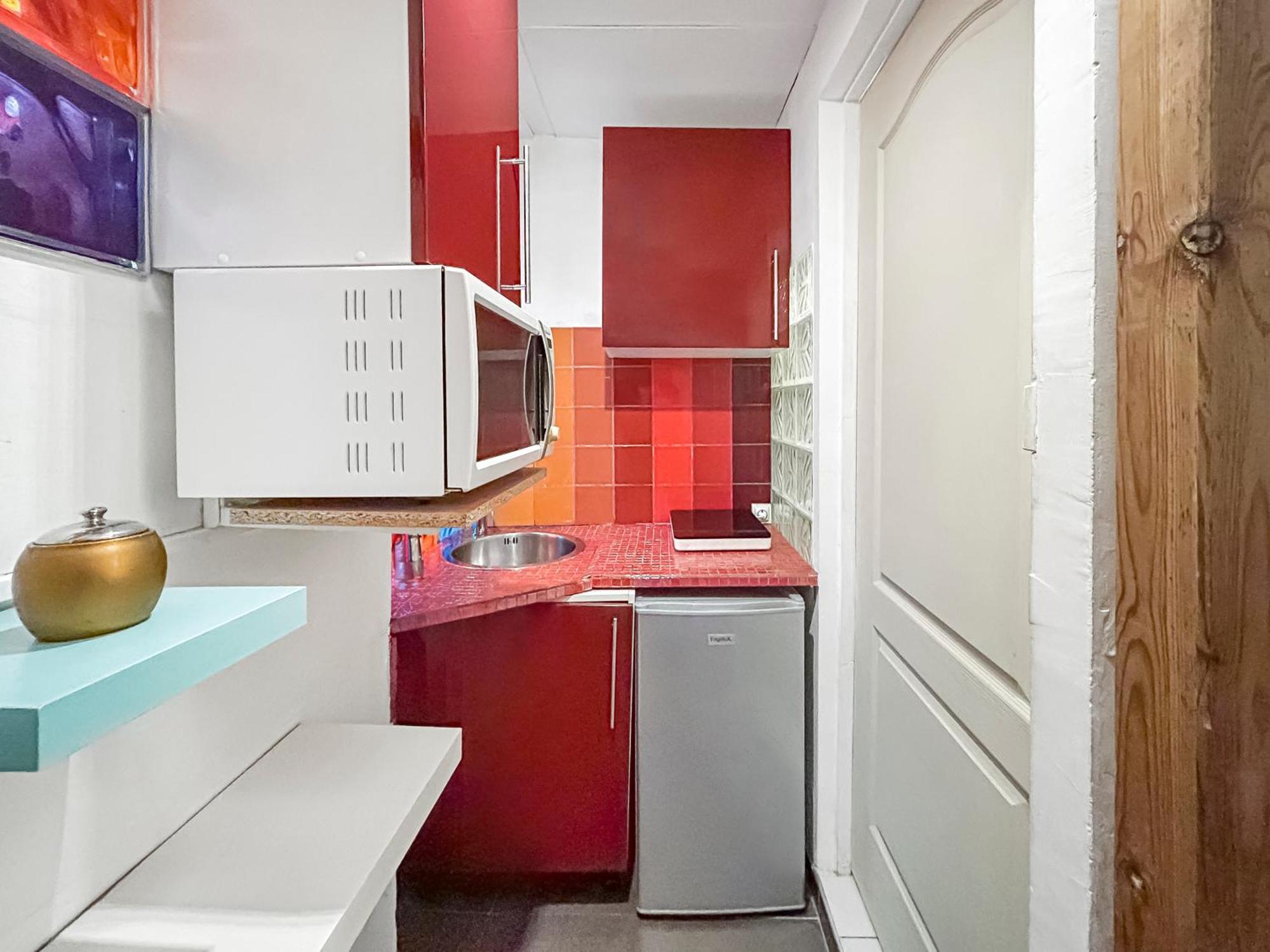 Studio Accueillant Pour 2, Wifi Et Climatisation Saint-Laurent-dʼAigouze Extérieur photo